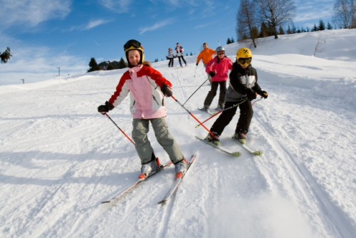 Skifahren mit Charme. Foto: weissensee.com